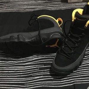 michael jordan shoes at finish line